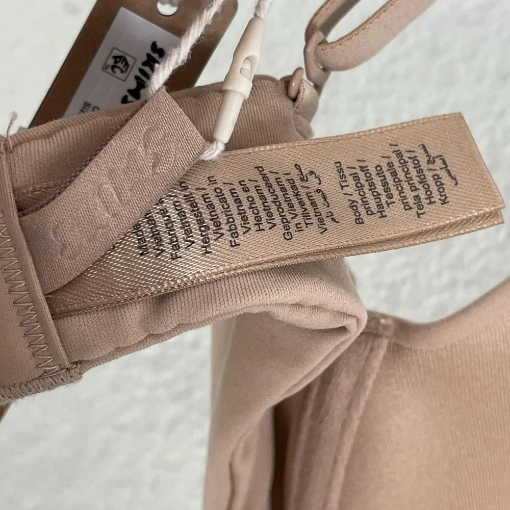 NEW Skims Fits Everybody T-Shirt Bra Womens 34C Beige Underwire Lightly Lined - Picture 8 of 10